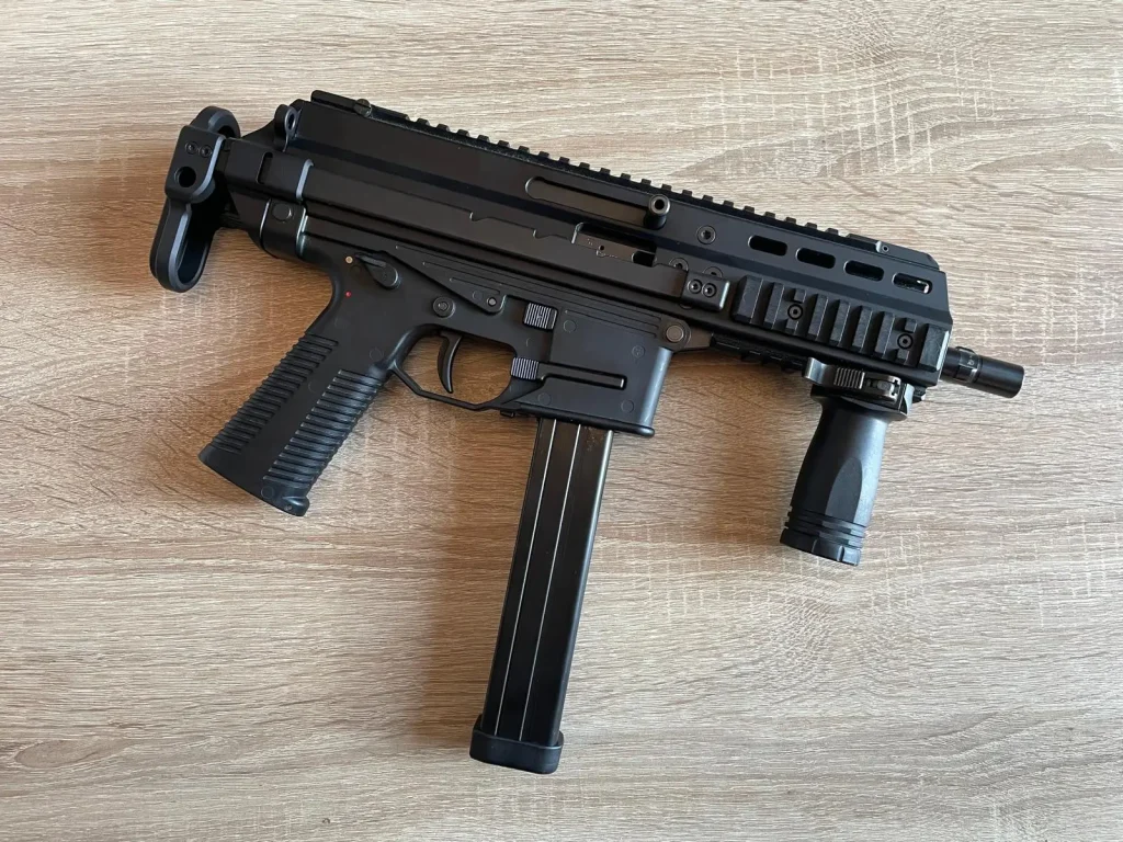 bt apc45 carabine 45 acp vue complete