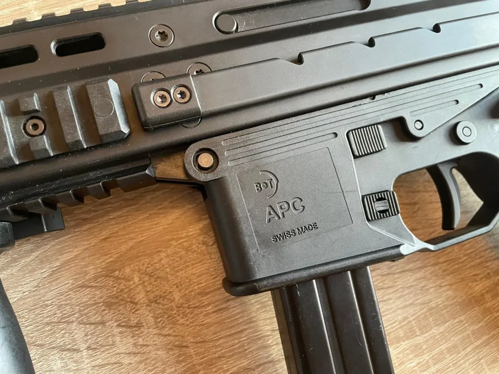 bt apc45 marquage swiss made